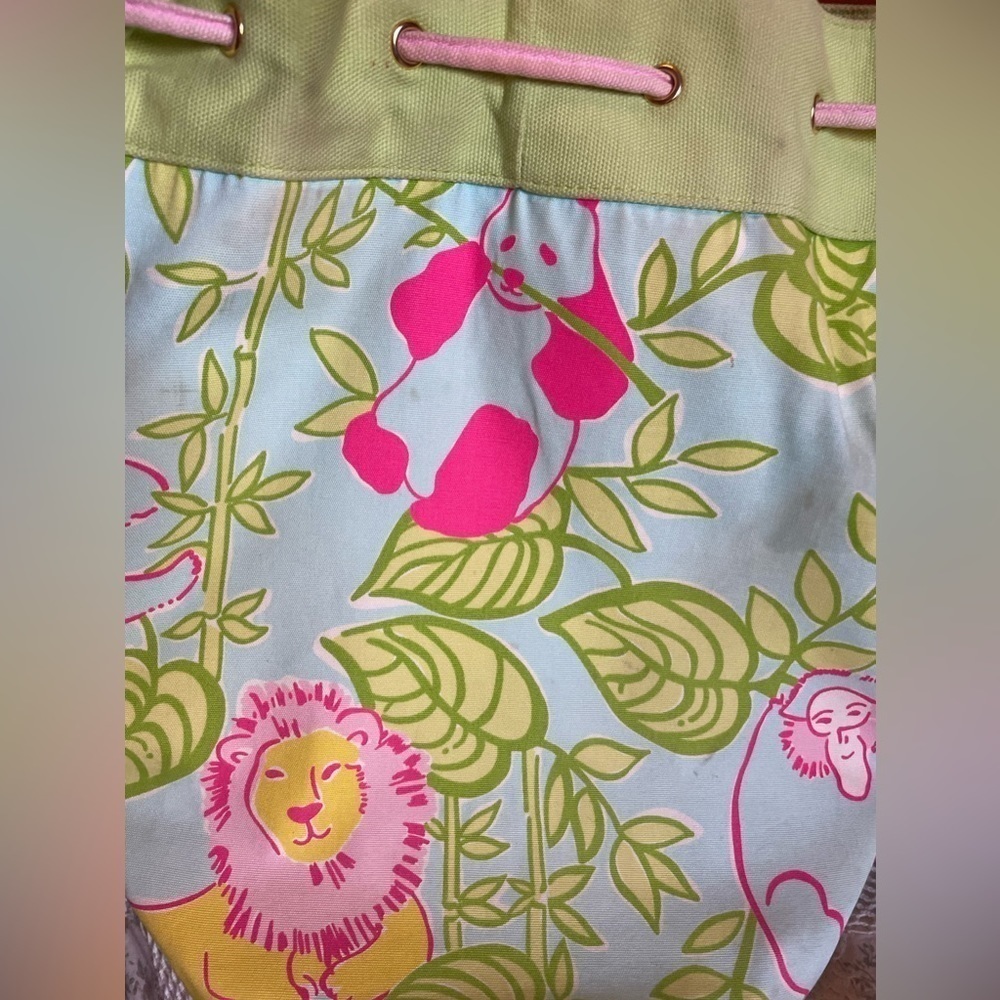 Lilly Pulitzer San Diego Zoo barrel tote bag   Perfect for beach, diaper bag etc - Picture 10 of 11